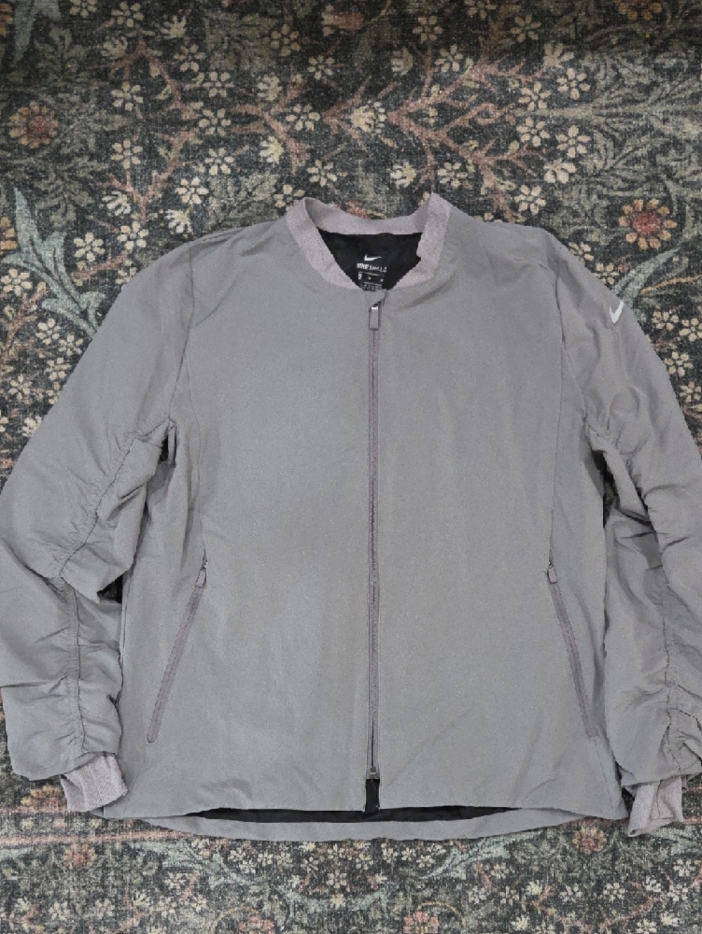 Nike Women's Shield Golf Bomber Jacket - Picture 6 of 11